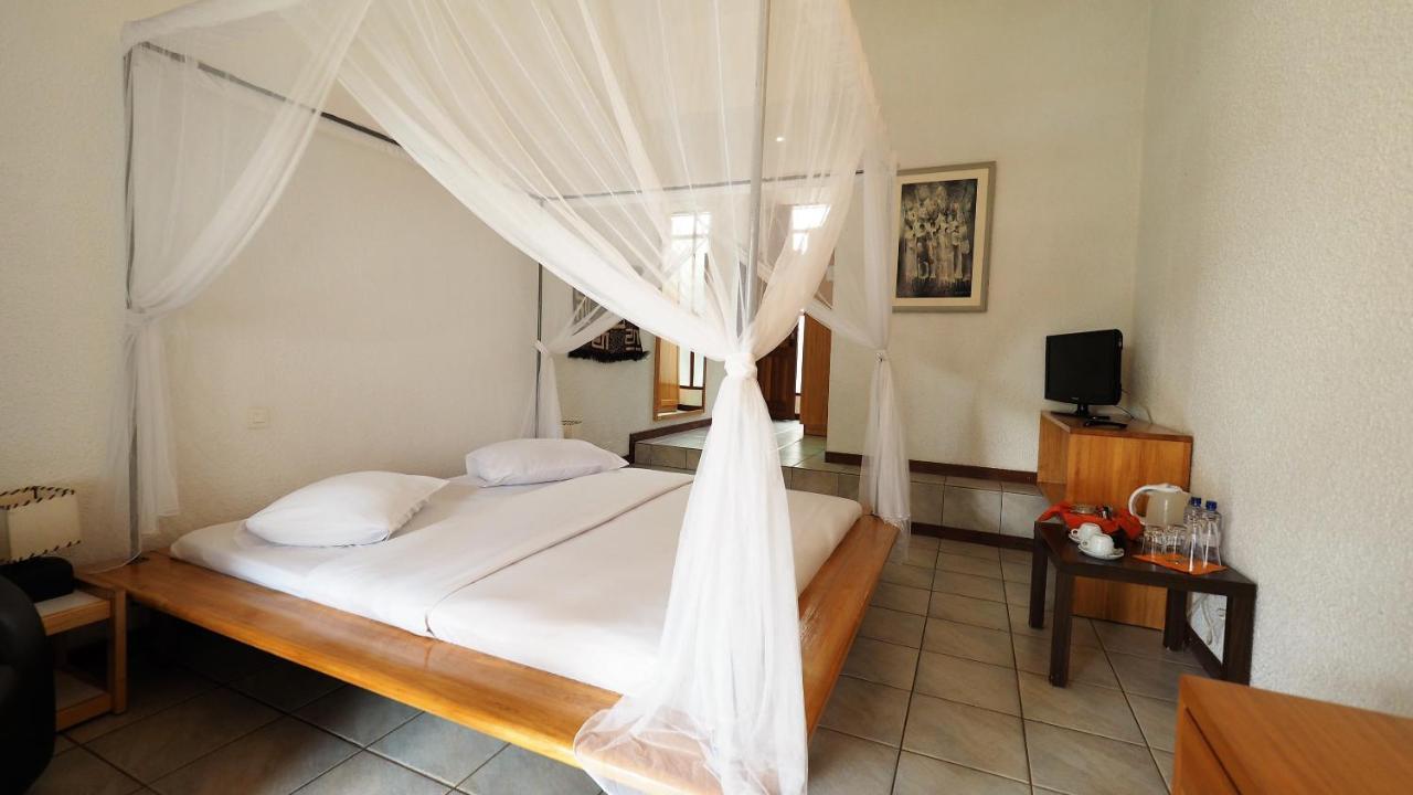Hotel Le Garni Кигали Экстерьер фото